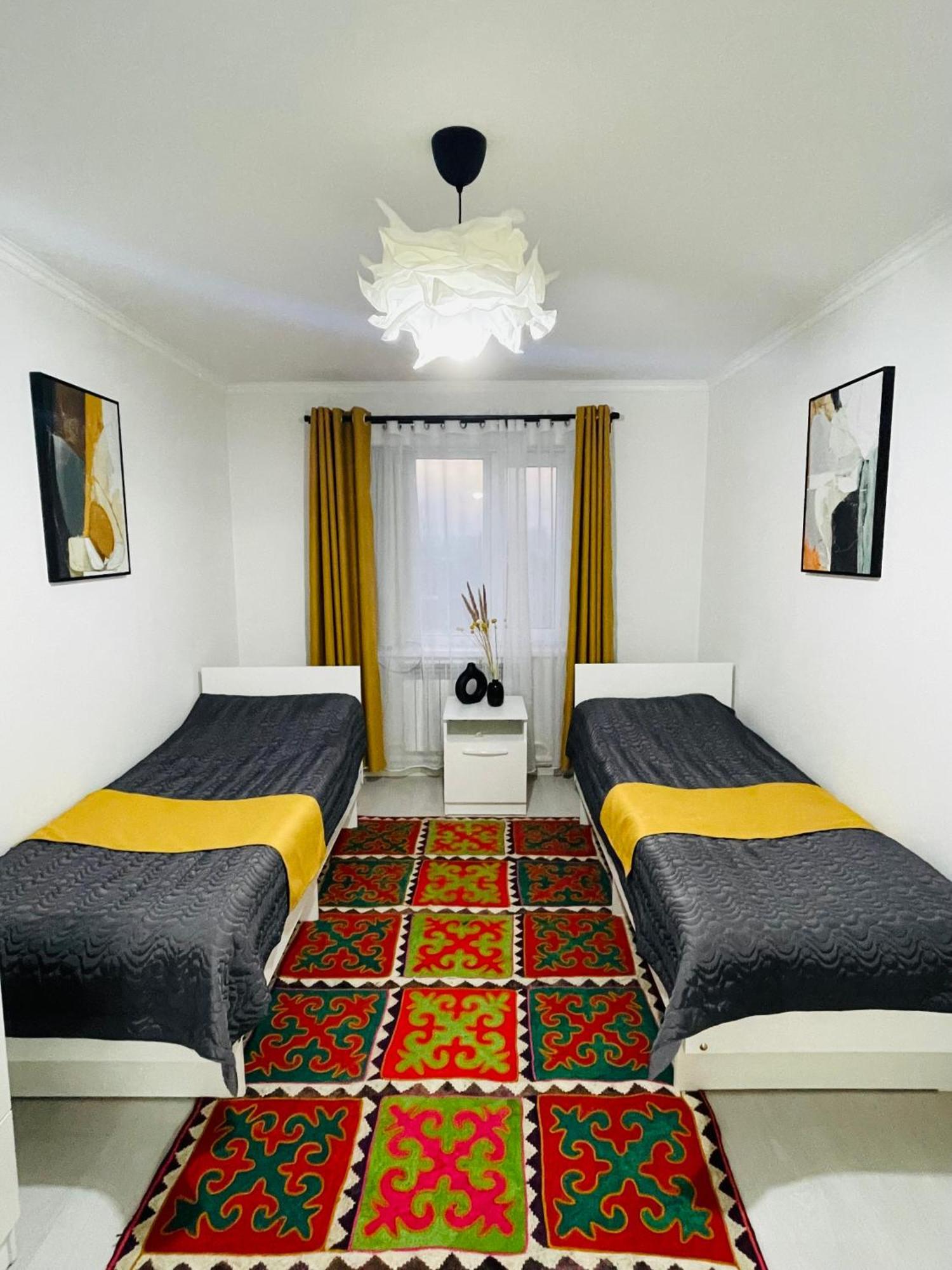 Guesthouse Greathome Каракол Екстер'єр фото