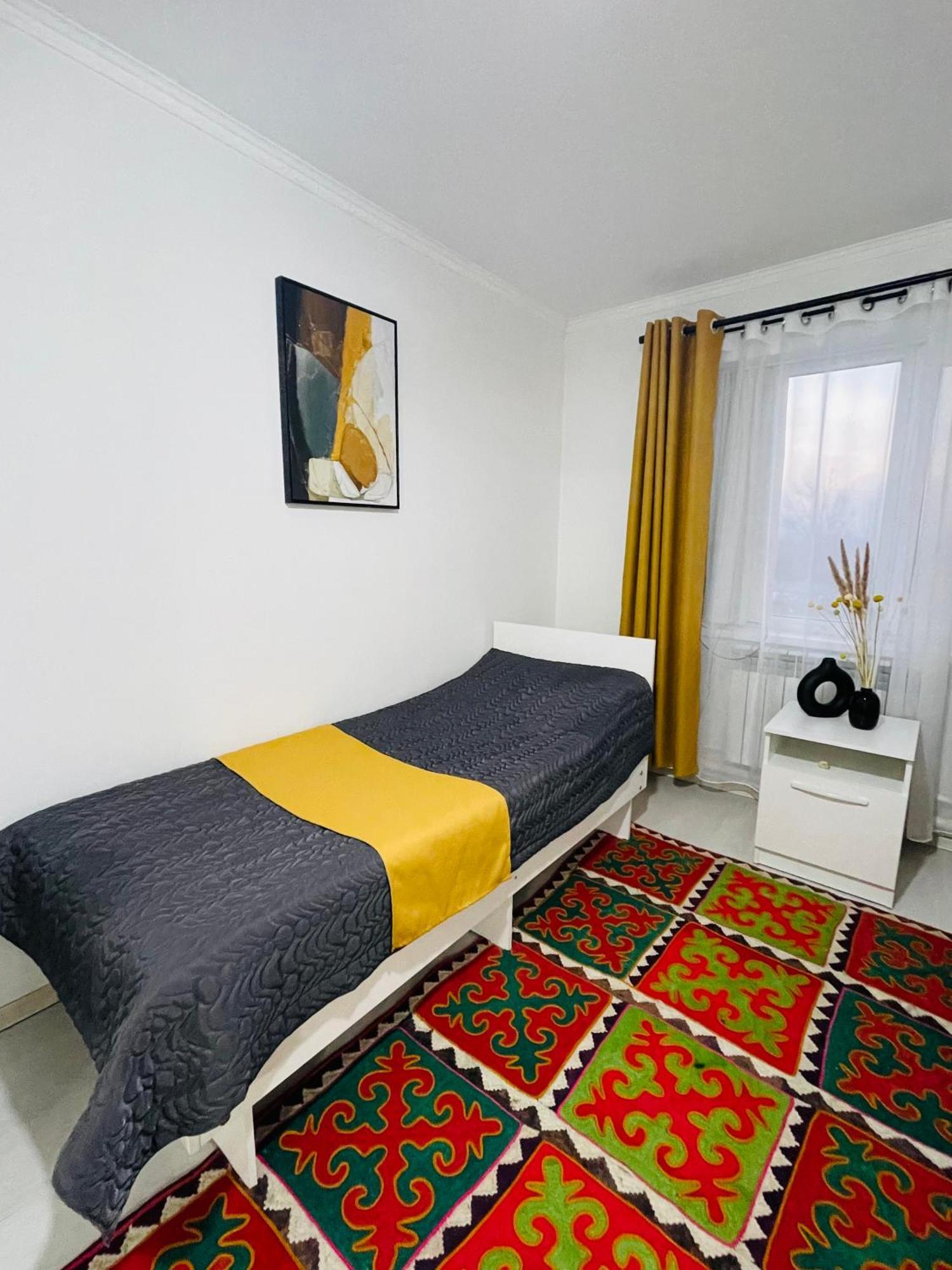 Guesthouse Greathome Каракол Екстер'єр фото