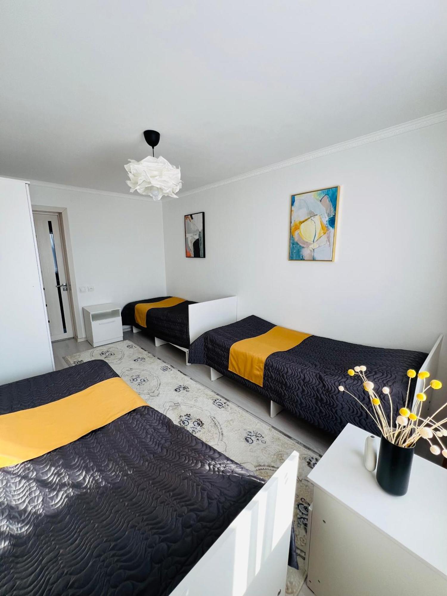 Guesthouse Greathome Каракол Екстер'єр фото