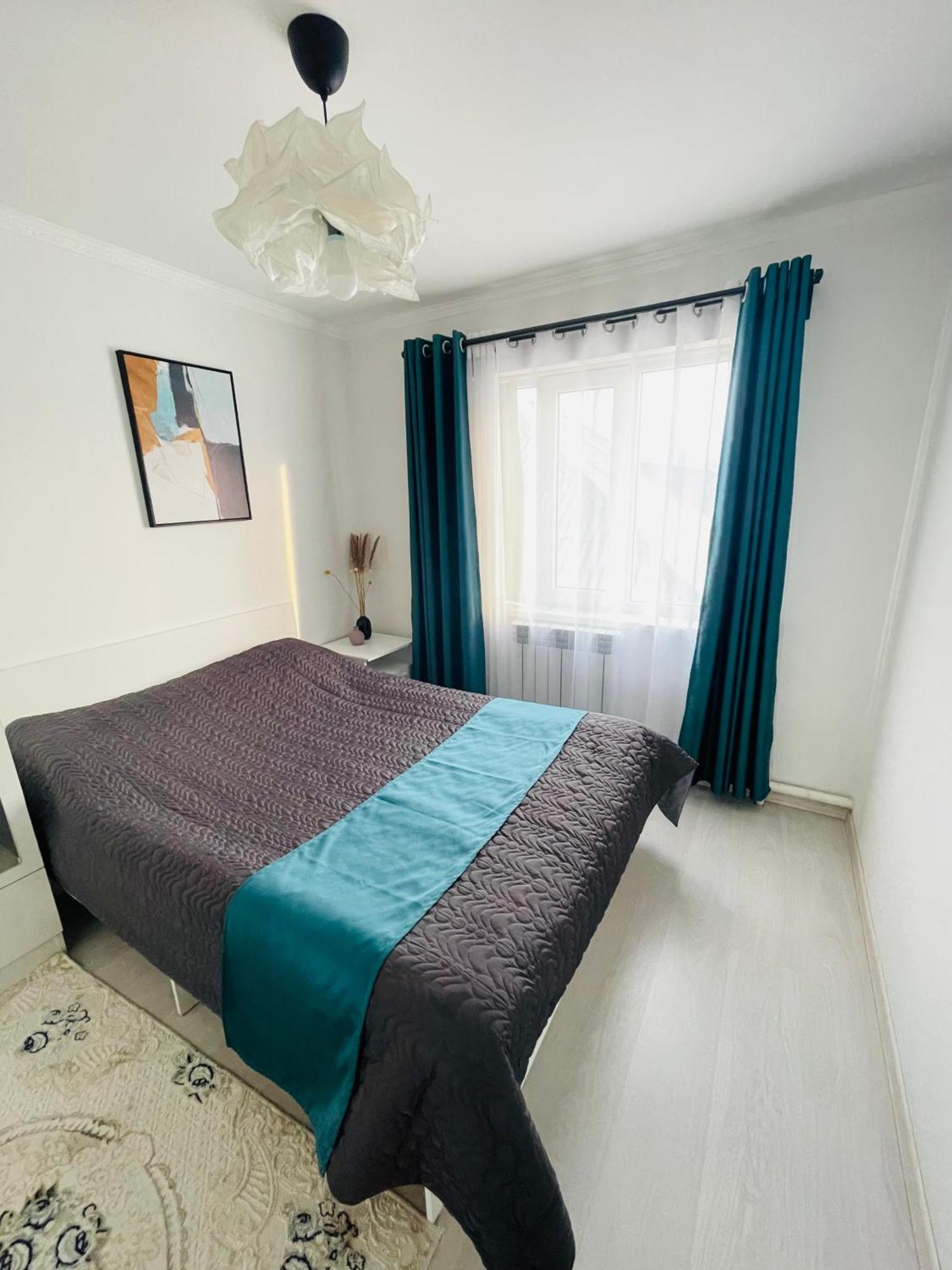 Guesthouse Greathome Каракол Екстер'єр фото