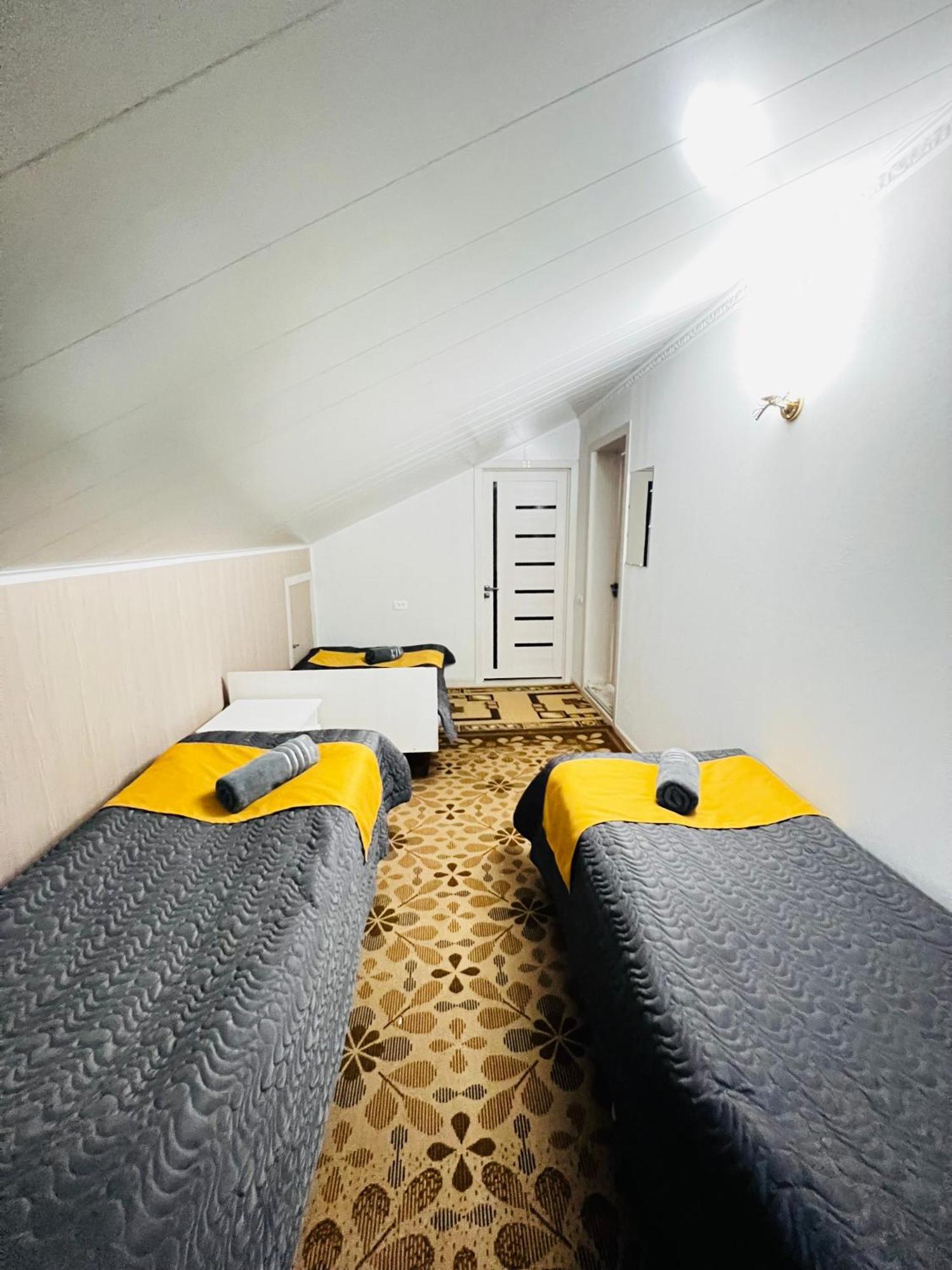 Guesthouse Greathome Каракол Екстер'єр фото